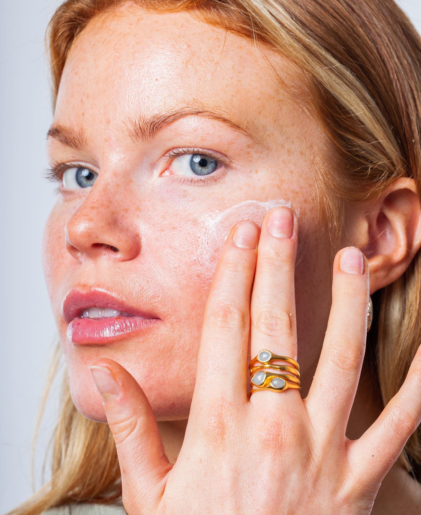 The Illuminating One SPF 50 Glow Primer