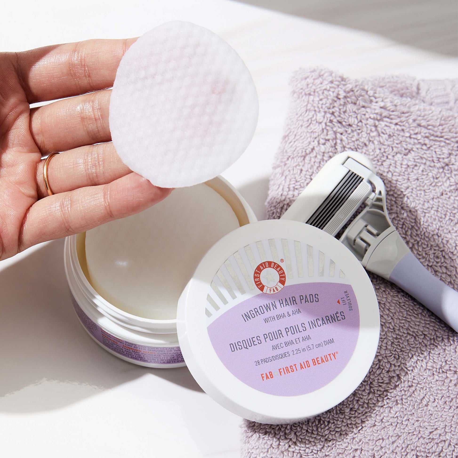 First Aid Beauty Ingrown Hair Pads fyrir inngróin hár