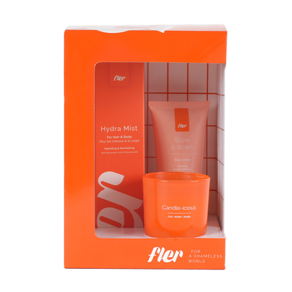 Fler gjafakassi með ilmkerti, rakaspreyi og body lotion