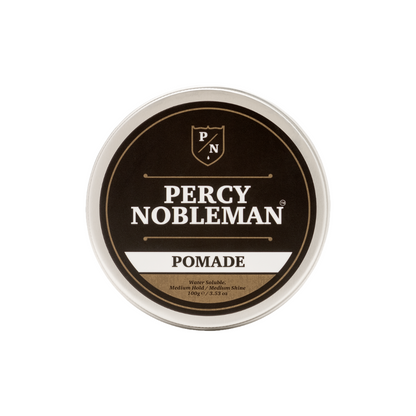 Hármótunarvara frá Percy Nobleman. Einstök vatnsbyggð formúla sem best er að nota í rakt hár áður en það er greitt á sinn stað. 100 ml.